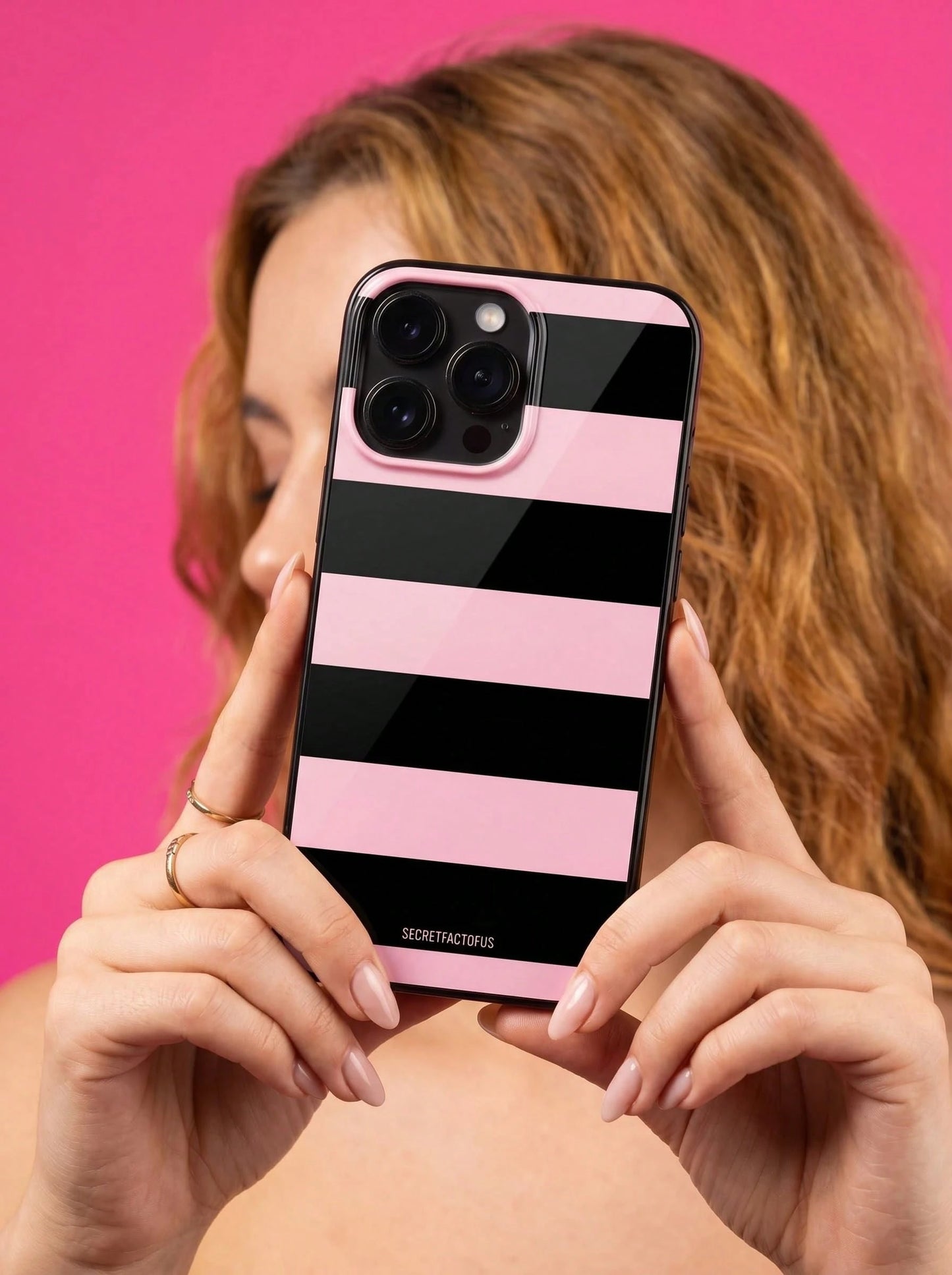ShellaStory Pink Black Striped Elements Fashion Phone Cases Retro Geometric Striped Phone Case, SECRET FACTORUS Fashionable Pattern Protective Cover, Compatible With IPhone 17/ 17 Air/ 17 Pro/ 17 P