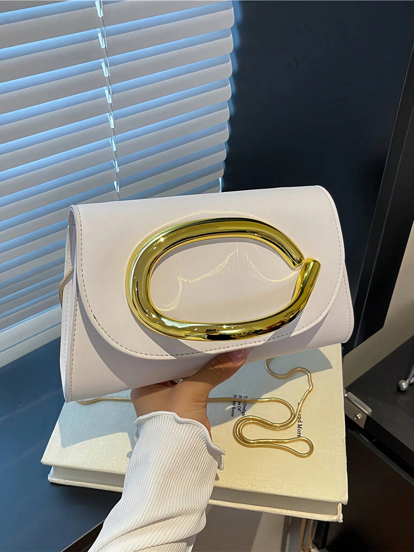 Shiny Luxurious Large Women's Clutch Bag Evening Bag Party Handbag With Detachable Chain Strap Elegant White Purse For Wedding Banquet Gala Birthday