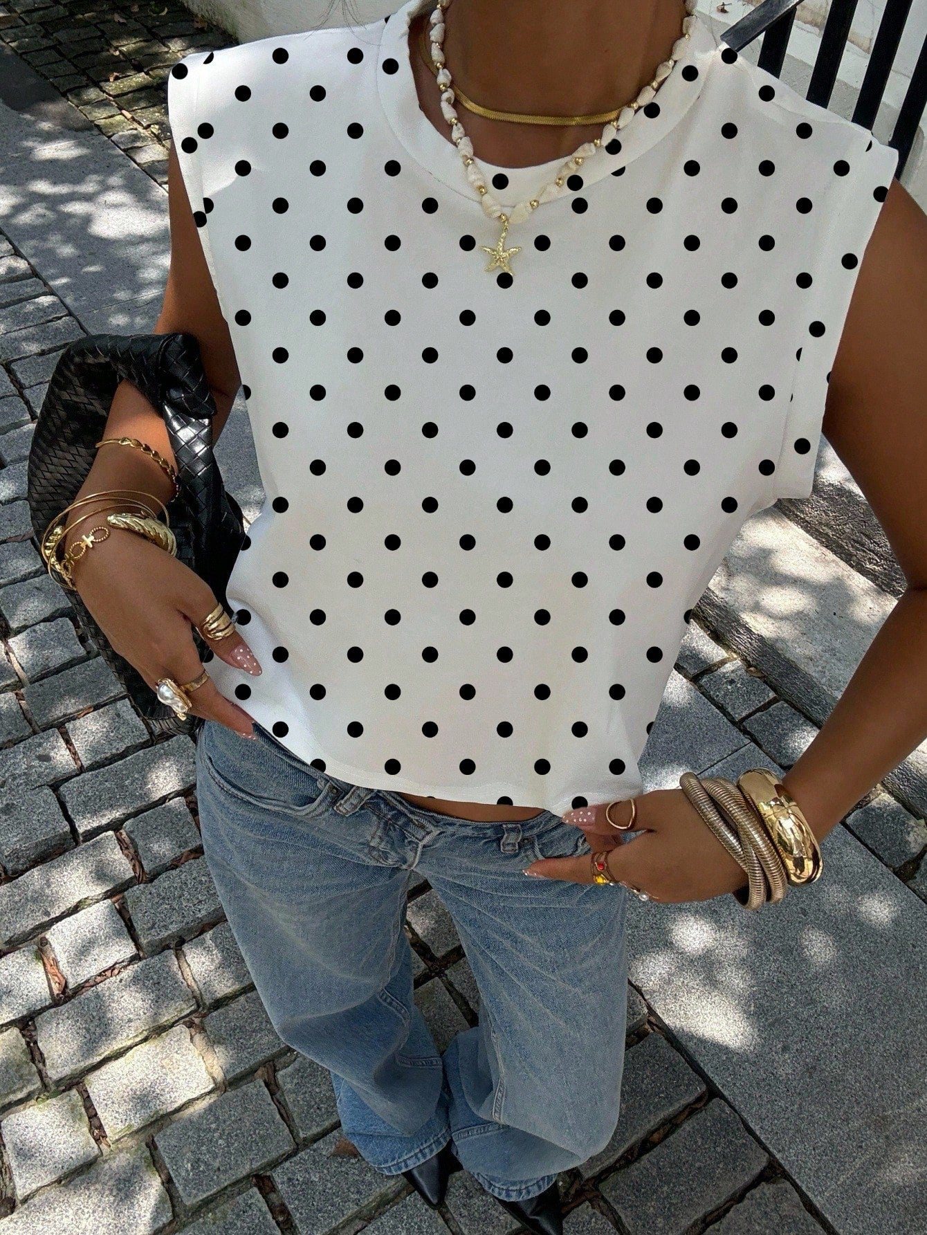 Siren Gaze Full Embroidery Women's Casual Round Neck Sleeveless Cropped Tank Top, Suitable For Summer