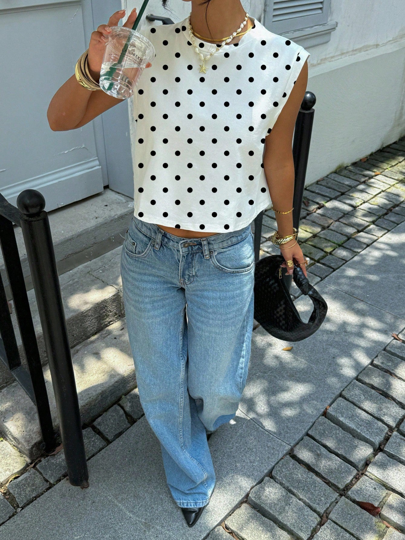 Siren Gaze Full Embroidery Women's Casual Round Neck Sleeveless Cropped Tank Top, Suitable For Summer