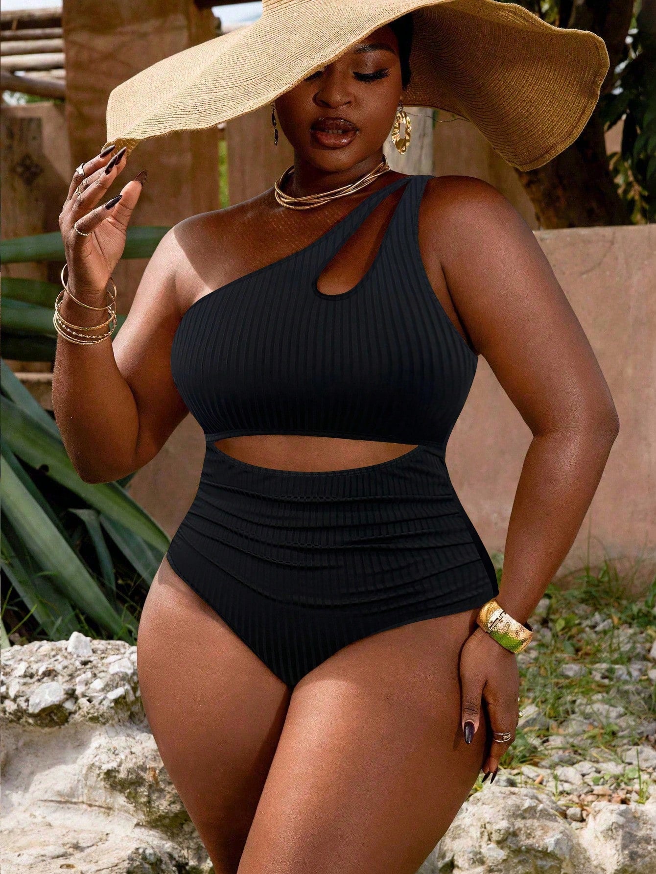 Slaydiva Plus Size Women's Black Ribbed One-Shoulder Hollow Split Pleated One-Piece Swimsuit, Casual Vacation For Summer