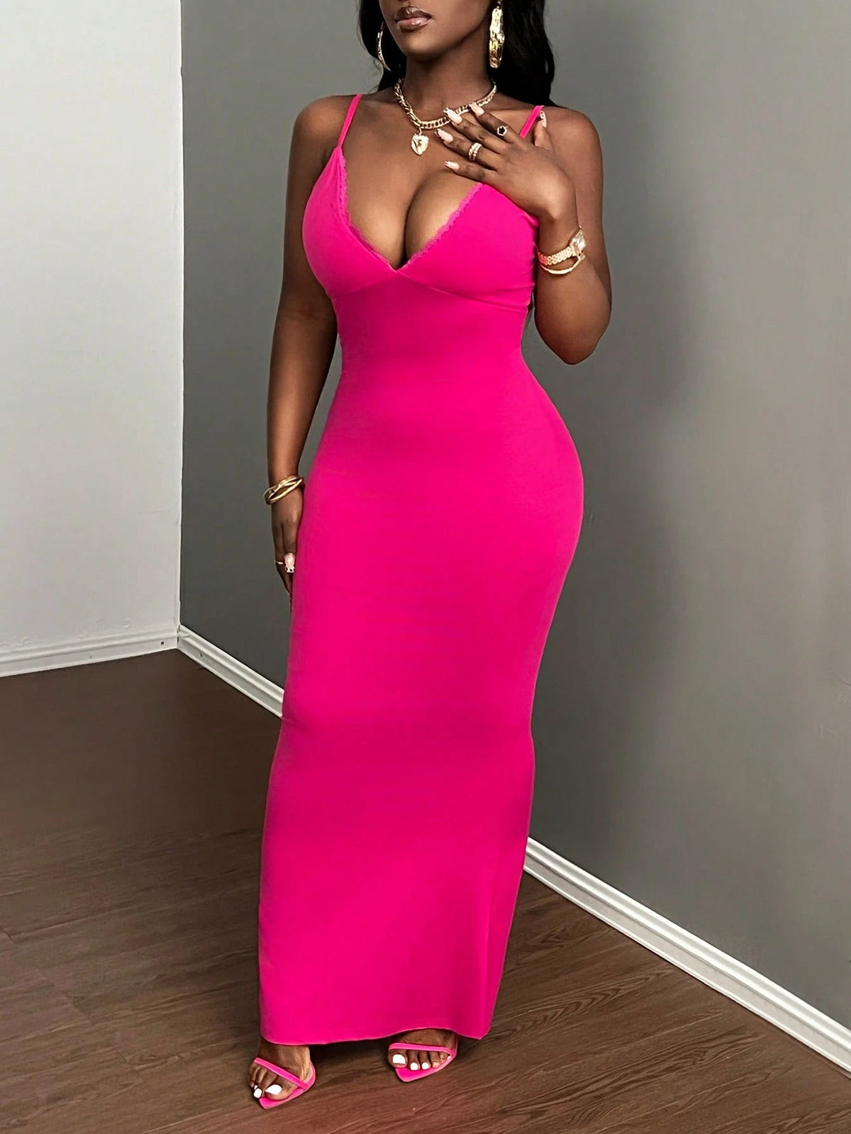 Slaydiva Sexy/Elegant Spaghetti Strap Bodycon Fuchsia Long Low-Cut Ruffle Trim Dress For Women