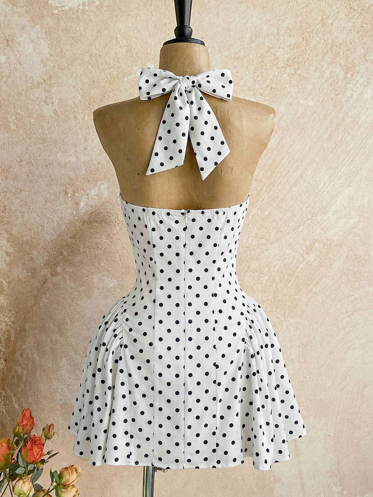 Soleia Women's White With Black Polka Dots V-Neck Hollow Waist A-Line Mini Dress,90s Retro Summer Vacation Dress Suitable For Party,Nightclub,Boho,Fall