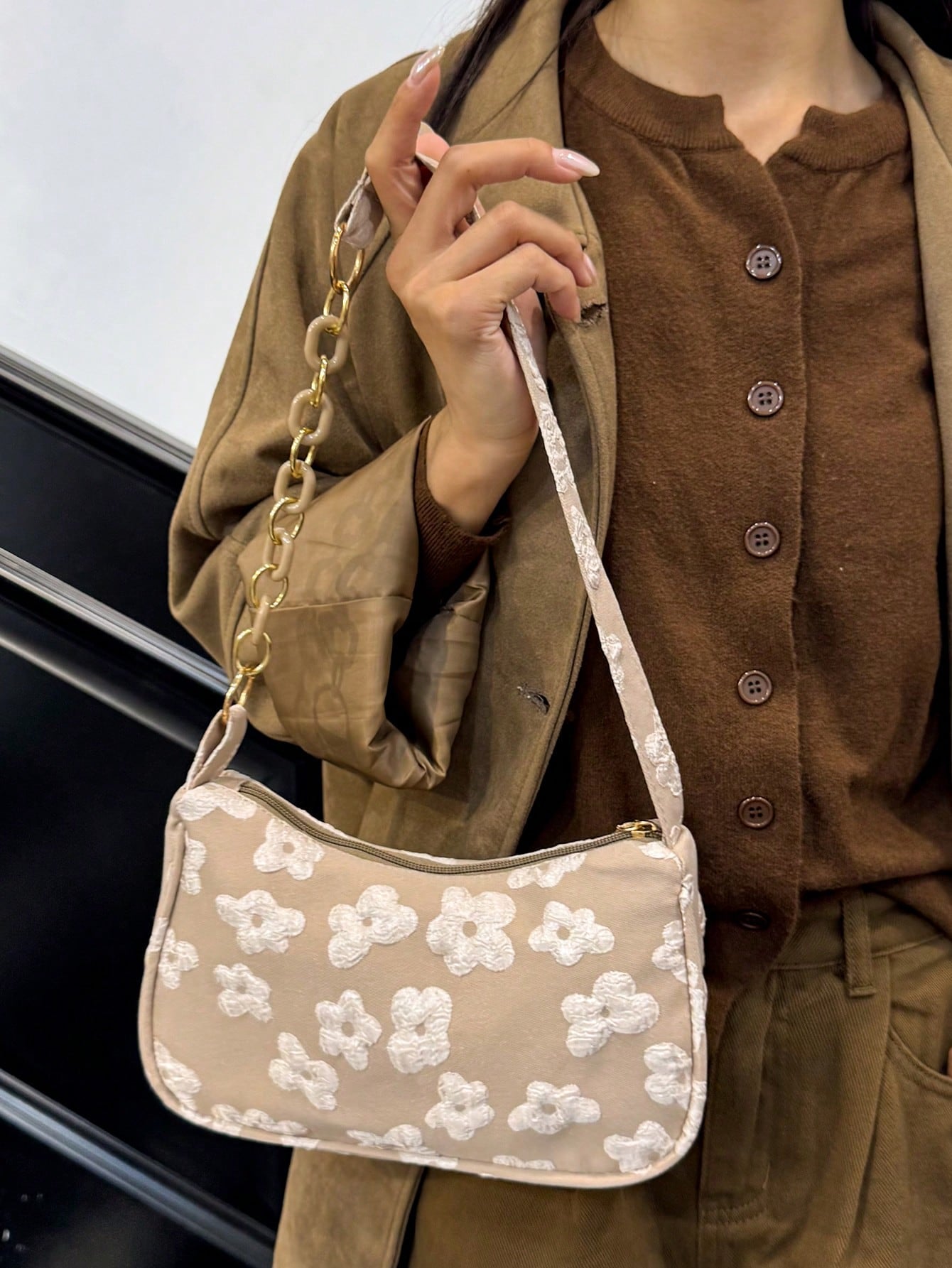 Solid Color Casual Lightweight Luxury Shoulder Bag, Suitable For Women's Daily Commute In Spring And Summer