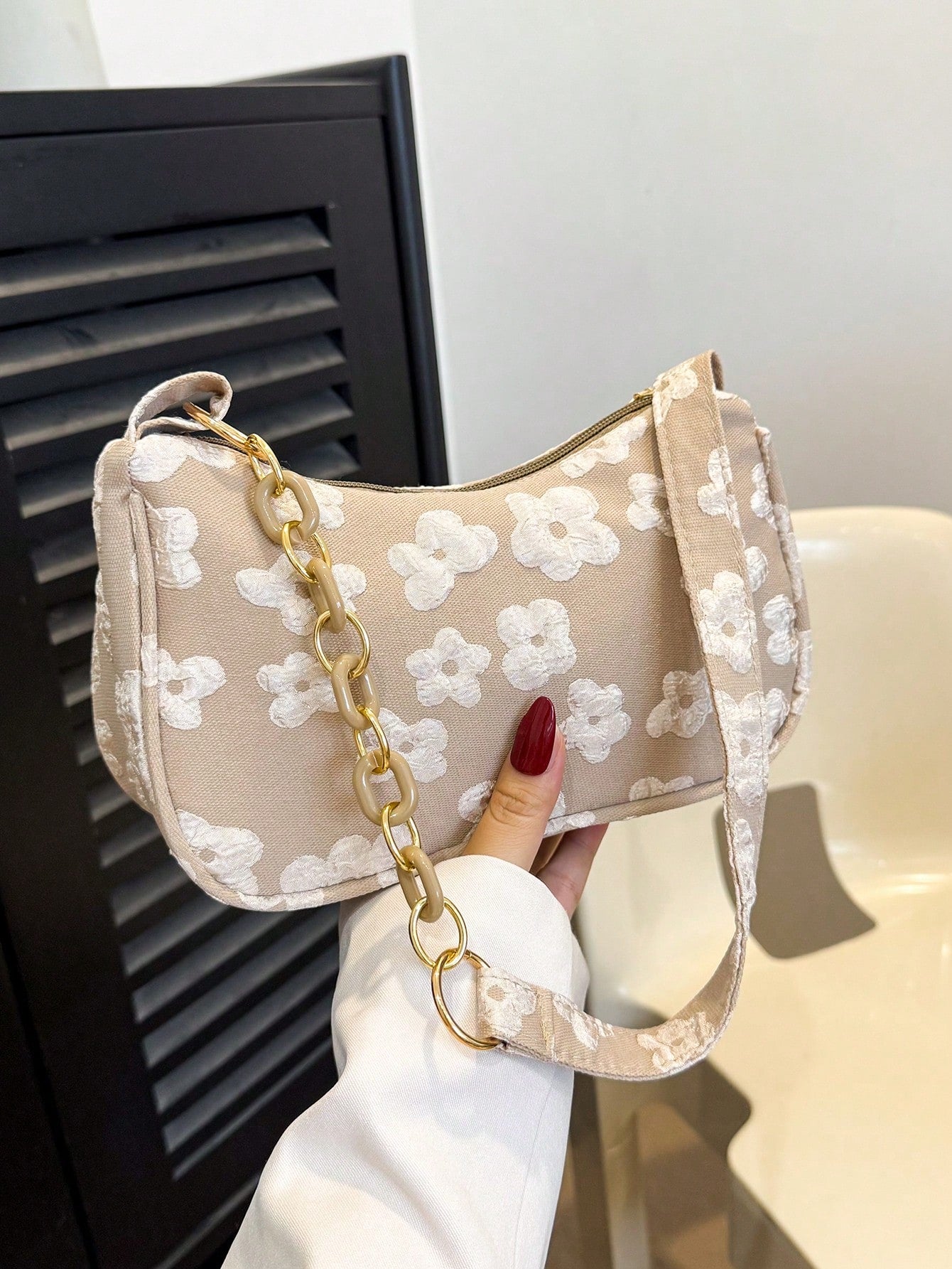 Solid Color Casual Lightweight Luxury Shoulder Bag, Suitable For Women's Daily Commute In Spring And Summer