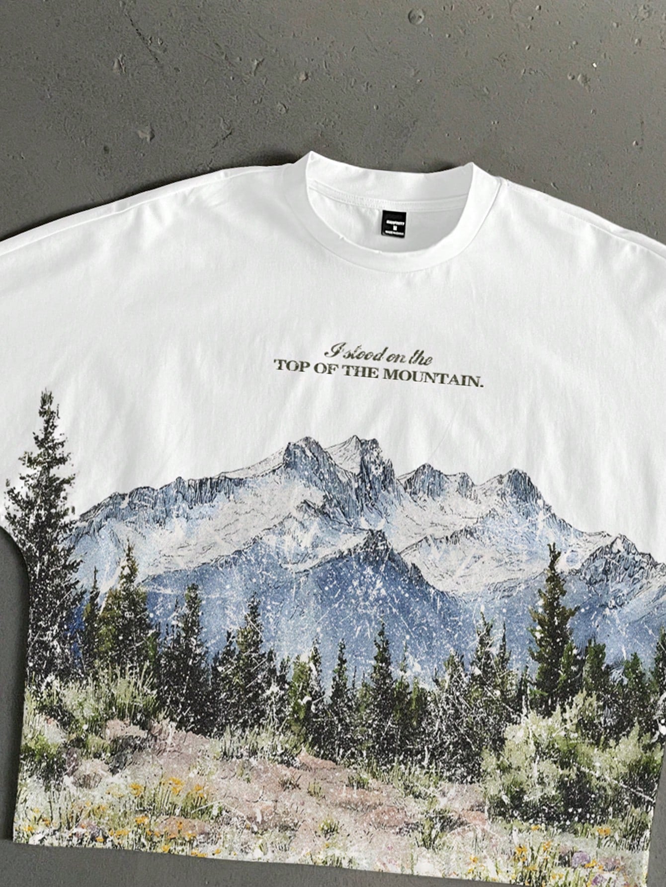 StoneGrade White Summer Streetwear Vacation Retro American Outdoor Landscape Graphic English Slogan Cropped Loose Fit Bat Wing Short Sleeve T-Shirt For Men