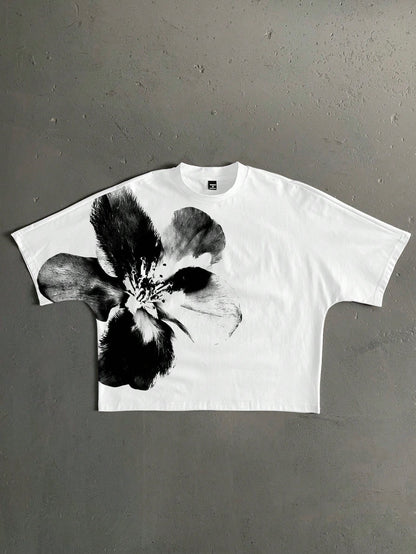 StoneGrade White Summer Streetwear Vacation Retro American Outdoor Landscape Graphic English Slogan Cropped Loose Fit Bat Wing Short Sleeve T-Shirt For Men