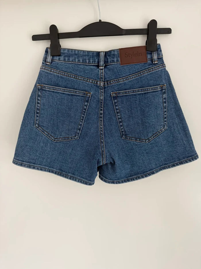 Stylein Kai-shorts NWOT