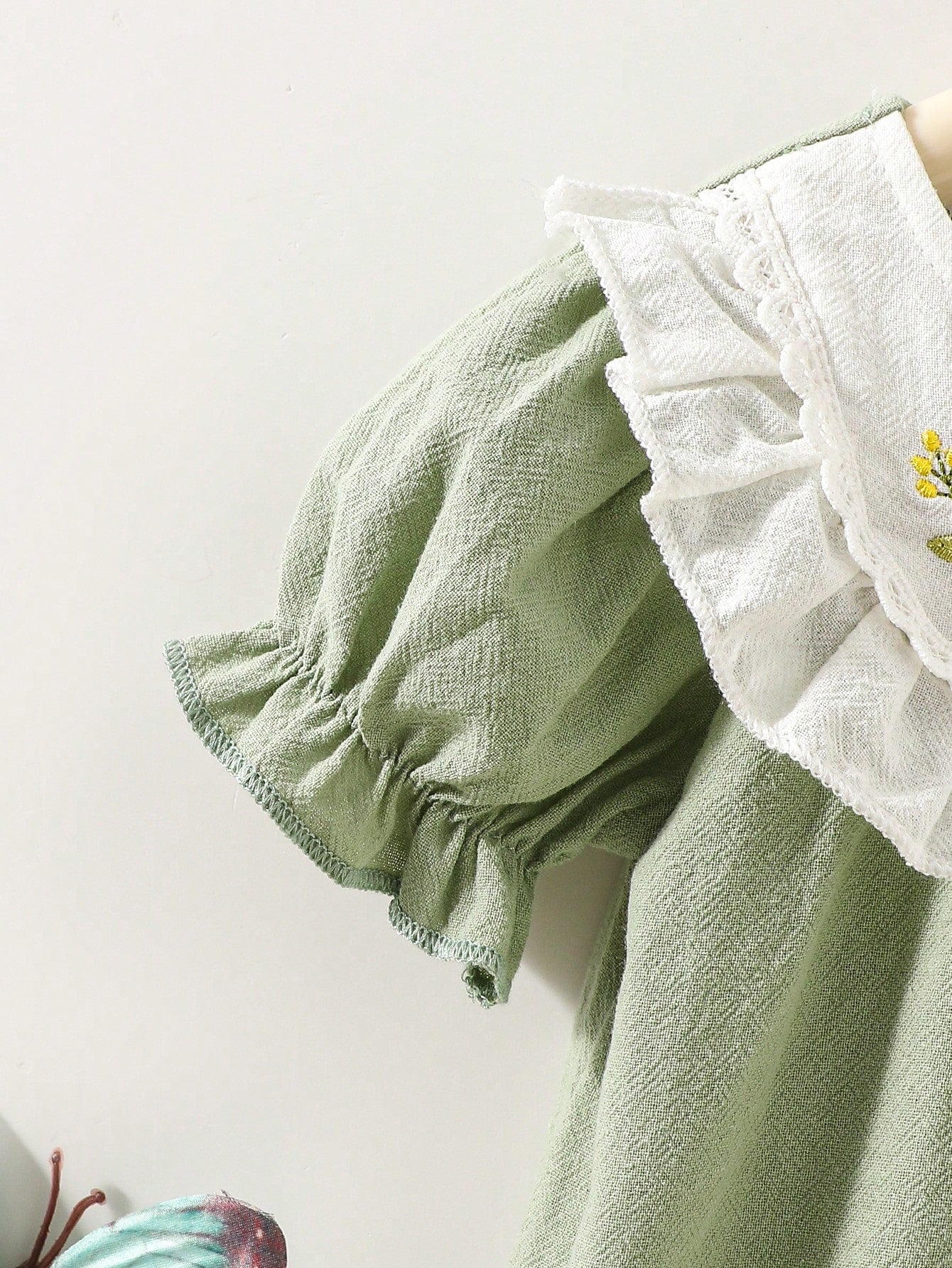 Summer Newborn Baby Girl Sage Green Dress Cute White Embroidered Pattern Patchwork Puff Sleeve Vintage Outfit For Tea Party Photoshoot 0-12Months