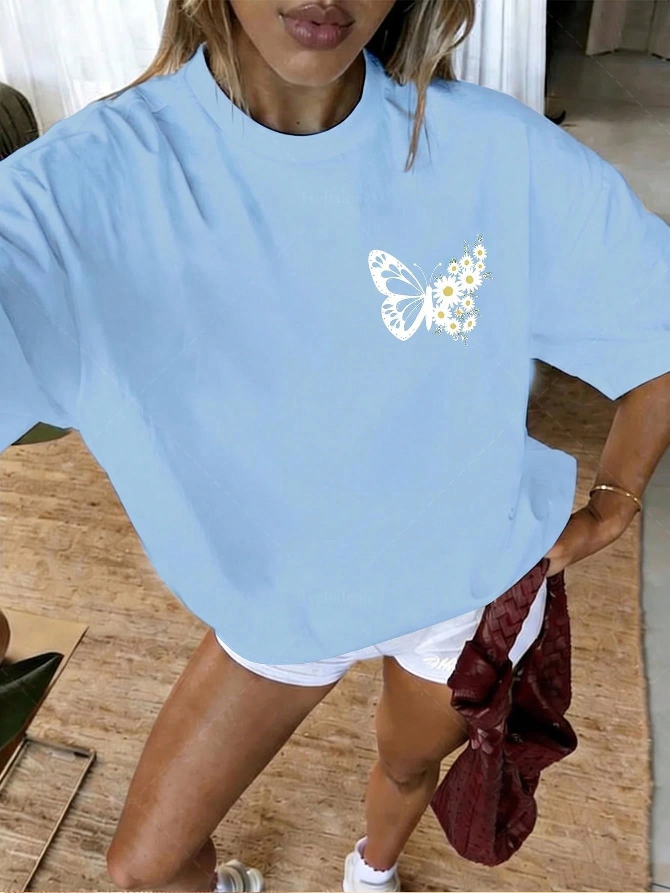 Summer Outfits For Women, Women Plus Size,Summer Top,Plus-Size Women's Light Blue Butterfly Daisy T-Shirt- Short-Sleeved, Round-Neck Casual Top