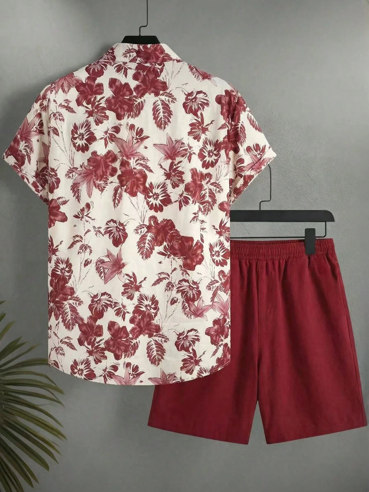 Surfspeed Plus Size Men Floral Print Single-Breasted Short Sleeve Top And Pocket Shorts Beach Outfit, Holiday