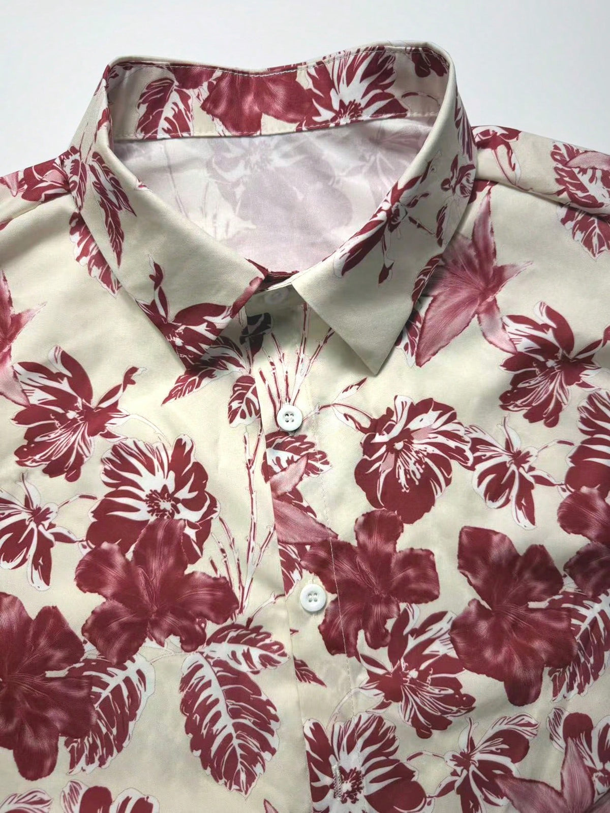 Surfspeed Plus Size Men Floral Print Single-Breasted Short Sleeve Top And Pocket Shorts Beach Outfit, Holiday