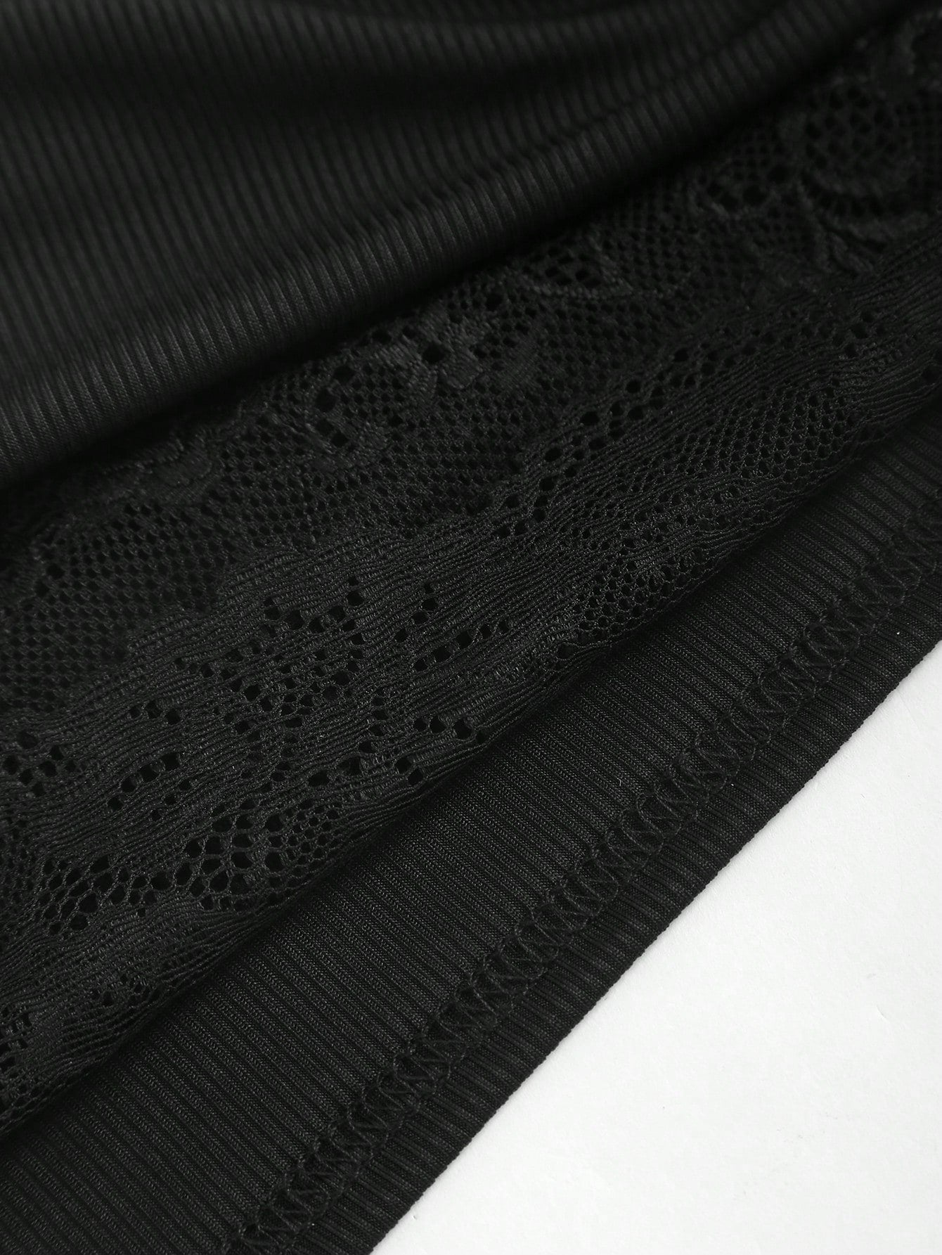 Sweetra Lace Splicing Wrapped Cross Neck Camisole Top For Women