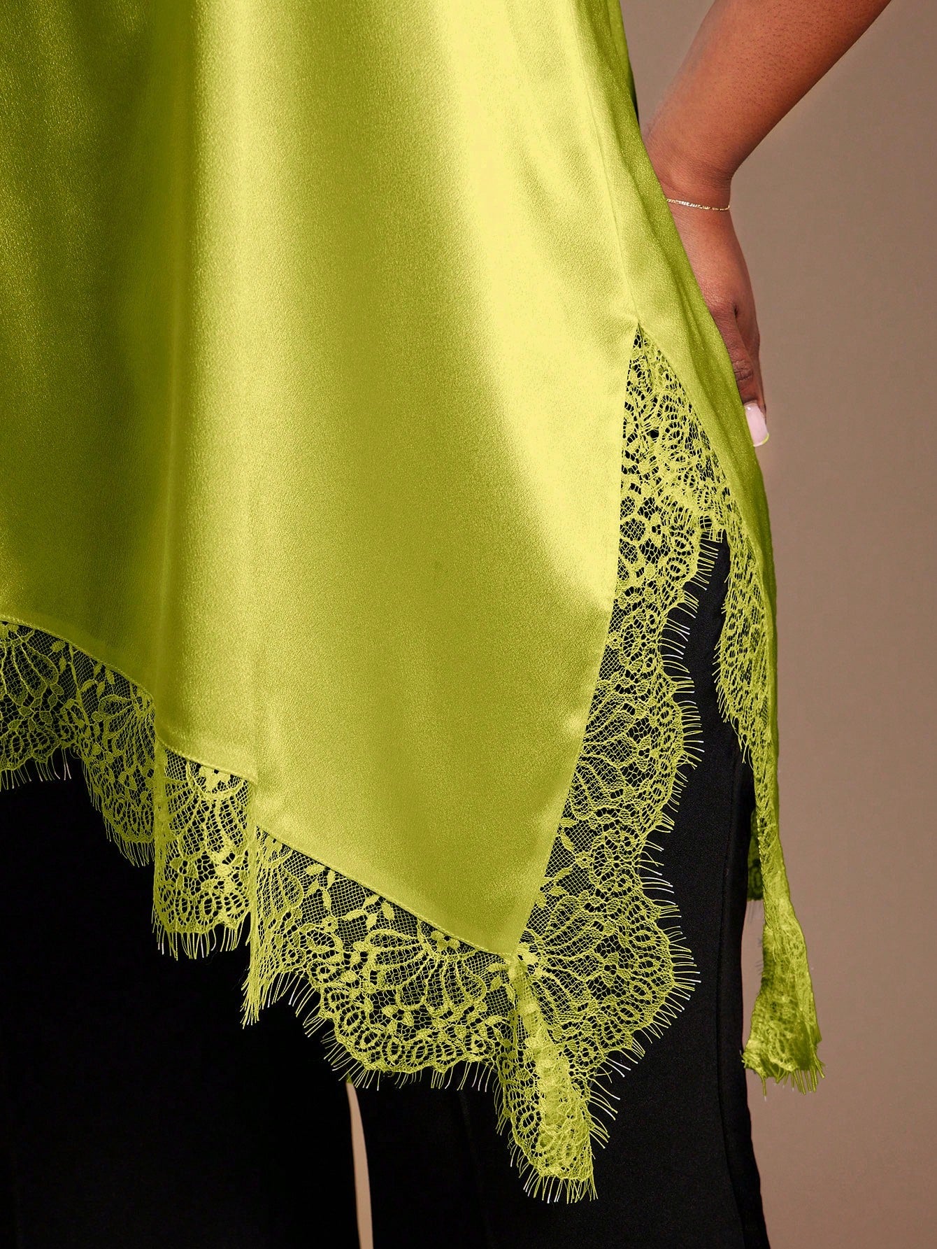 SXY Plus Size Women Lace Patchwork Asymmetrical Hem Casual Versatile Daily Wear Camisole Top