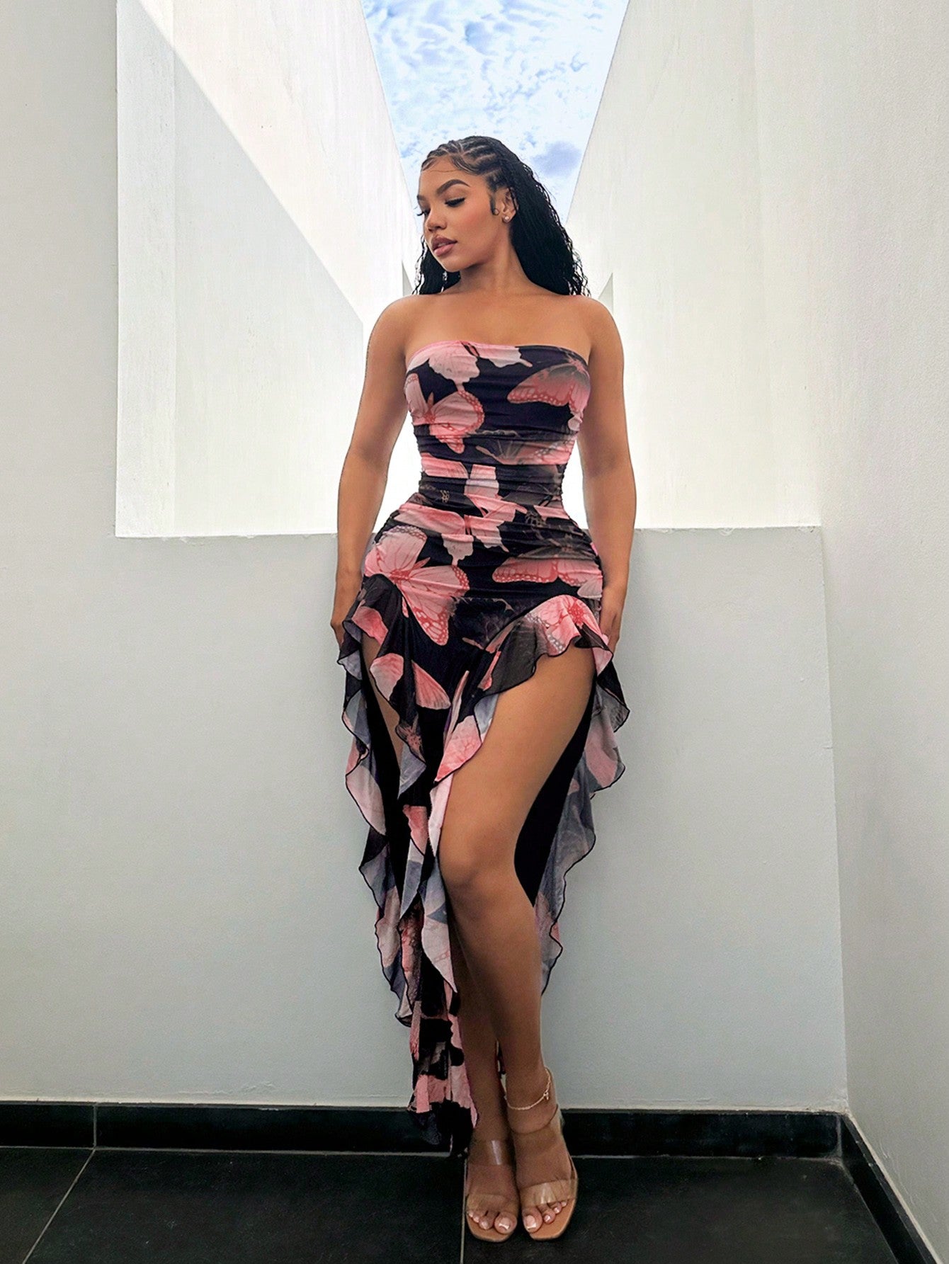 SXY Summer Butterfly Print Flowy Ruffle Hem Backless High Slit Fitted Dress