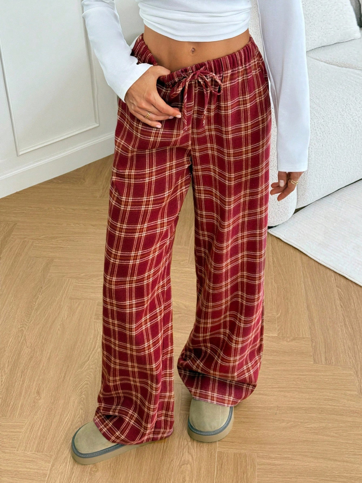 Tall Women's Red Checked Plaid Drawstring Straight-Leg Loose Casual Pants,Winter Home Back-To-School Christmas Pajamas,Holiday Wide-Leg New Year Clothing, Tall Women