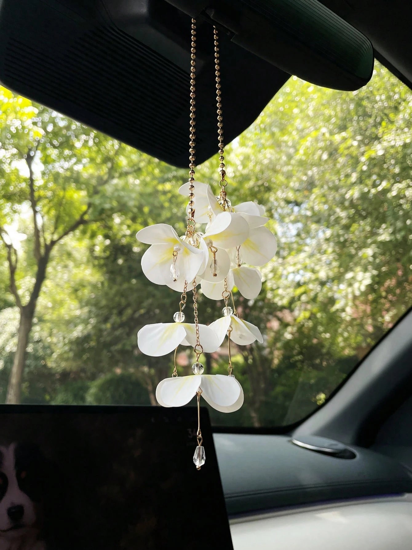 Tassel Flower Car Hanging Ornament Creative Petal Water Drop Pendant Car Interior Decoration, Car Rearview Mirror Hanging Decor, Car Interior Accessories, Women's Car Decoration, Perfect Gift For Wome