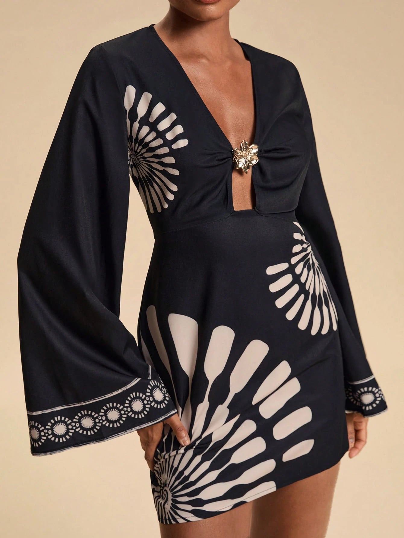 Travachic Women's Floral Metal Decor Pleated Print Elegant Elegant Long Sleeve Dress Night Out Navy Blue Autumn