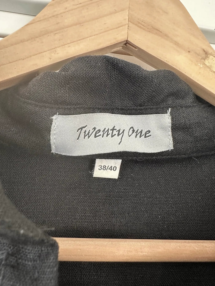 Twenty-linneblus