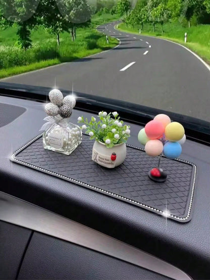Universal Anti-Slip Car Dashboard Mat, Non-Slip Silicone Gel Car Dashboard Storage Pad, Heat-Resistant Sticky Anti-Slip Pad, Suitable For Phone, Fashion Glasses, Keys, Coins, Small Accessories, Car In