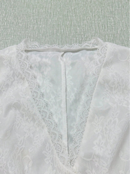 Vintage Western Style White Lace V-Neck Top, Summer Front Button Sleeveless Top, Elegant For Vacation/Party Casual, Boho Chic
