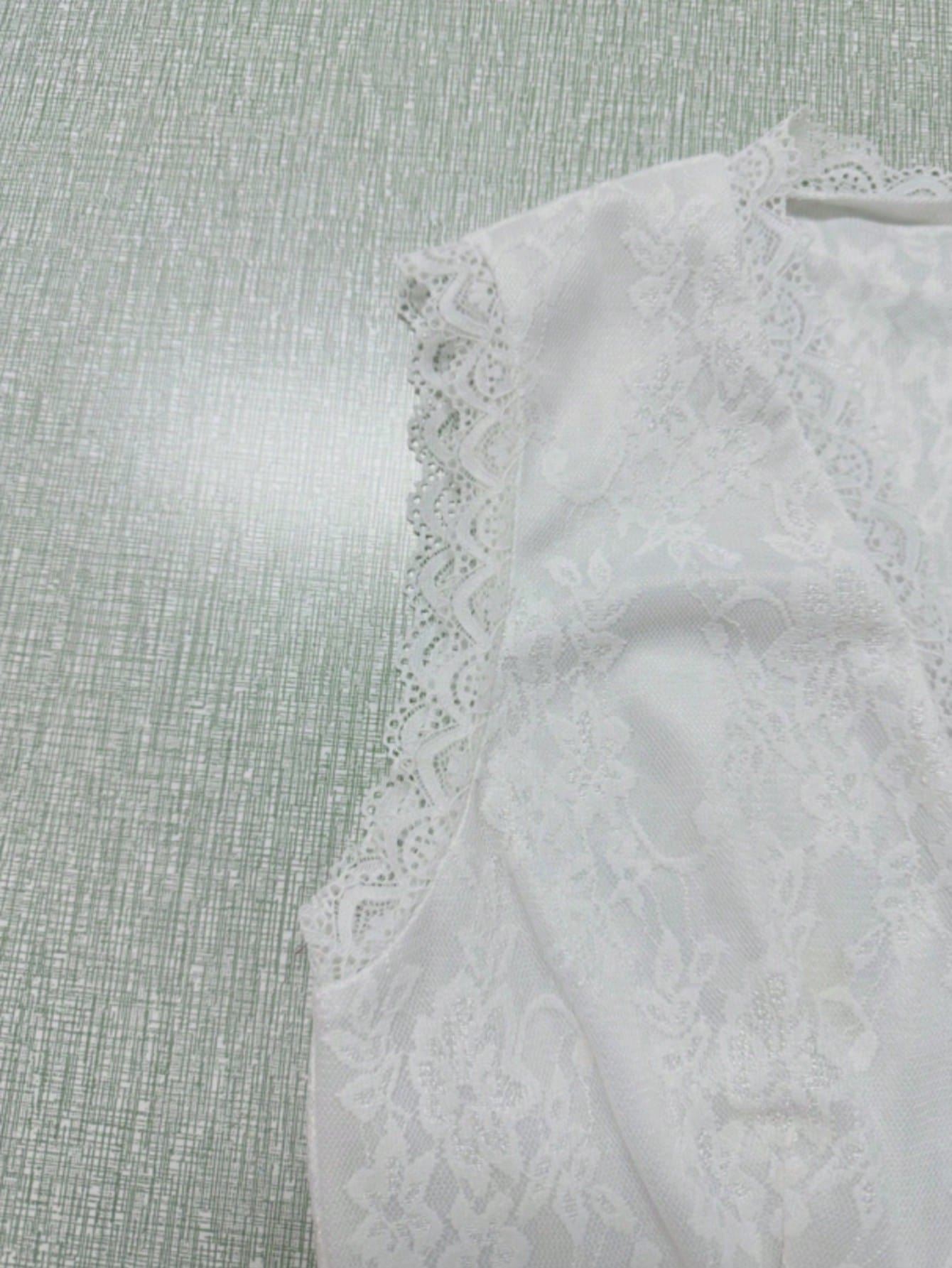 Vintage Western Style White Lace V-Neck Top, Summer Front Button Sleeveless Top, Elegant For Vacation/Party Casual, Boho Chic