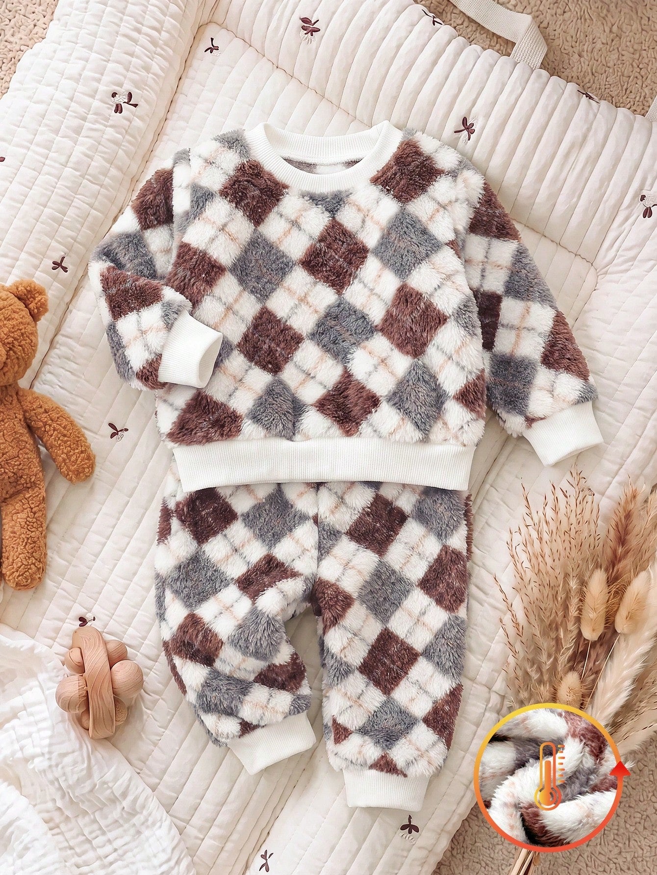 Vintaside Kids 2pcs/Set Boys British Style Geometric Rhombus Pattern Plush Sweatshirt & Pants Set, Soft Skin-Friendly Autumn/Winter Outfit