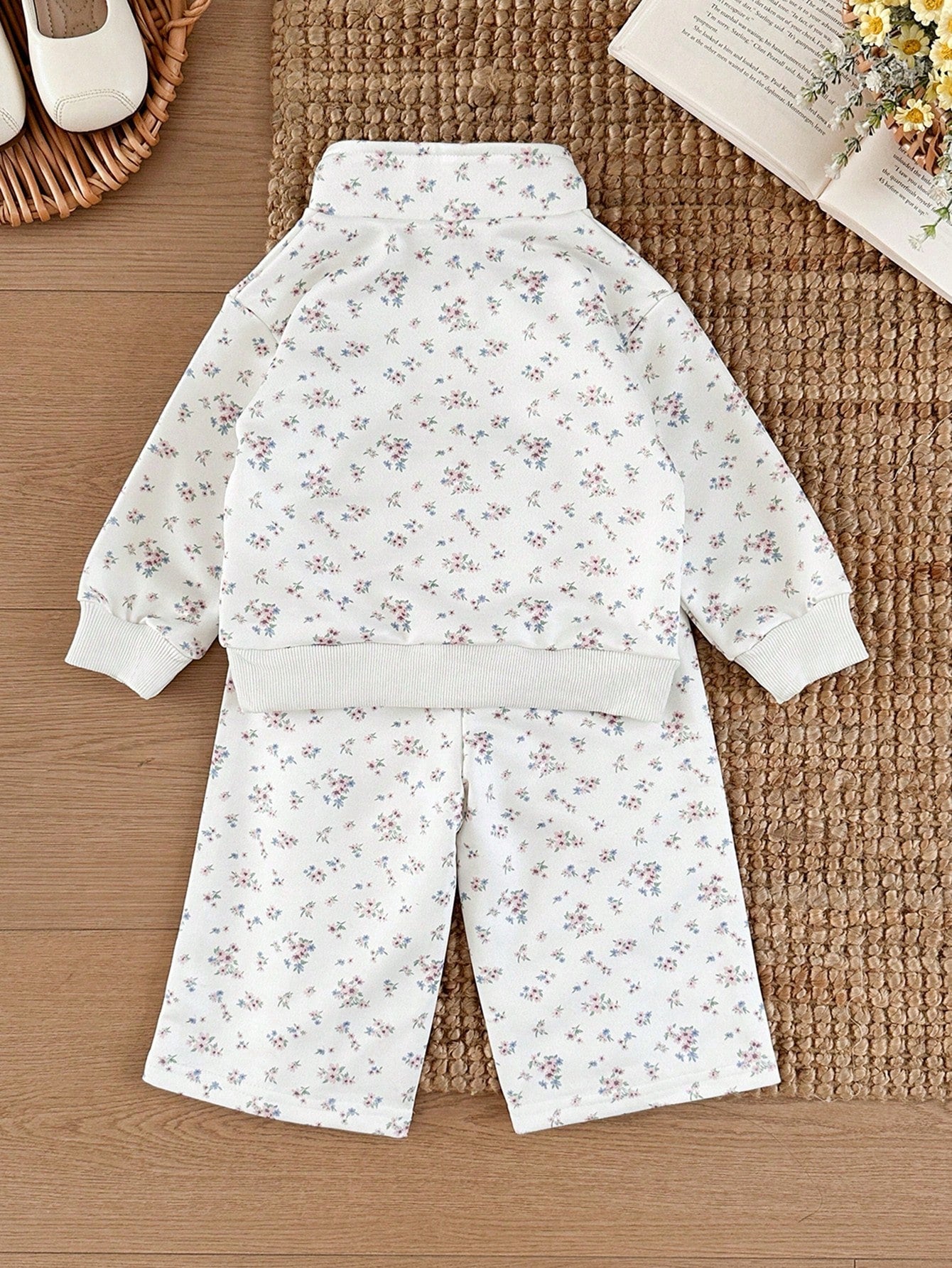 Vintaside Kids Babygirl Infant Girls Spring/Autumn Stand Collar Half-Zip Fashion Casual Digital Print Sweatshirt And Versatile Casual Long Pants Set, Suitable For Outdoor, Camping, Picnic, Trave