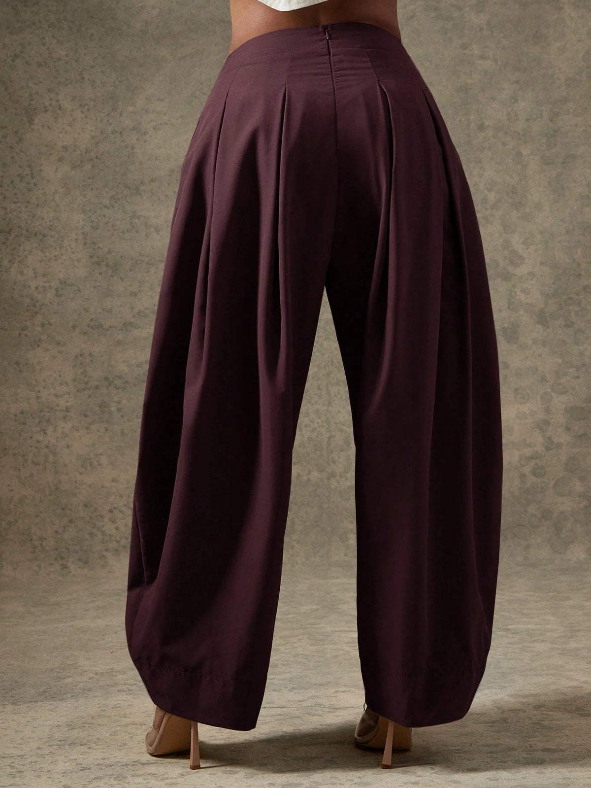 Vixey High Waist Pleated Detail Barrel Leg Office Pants