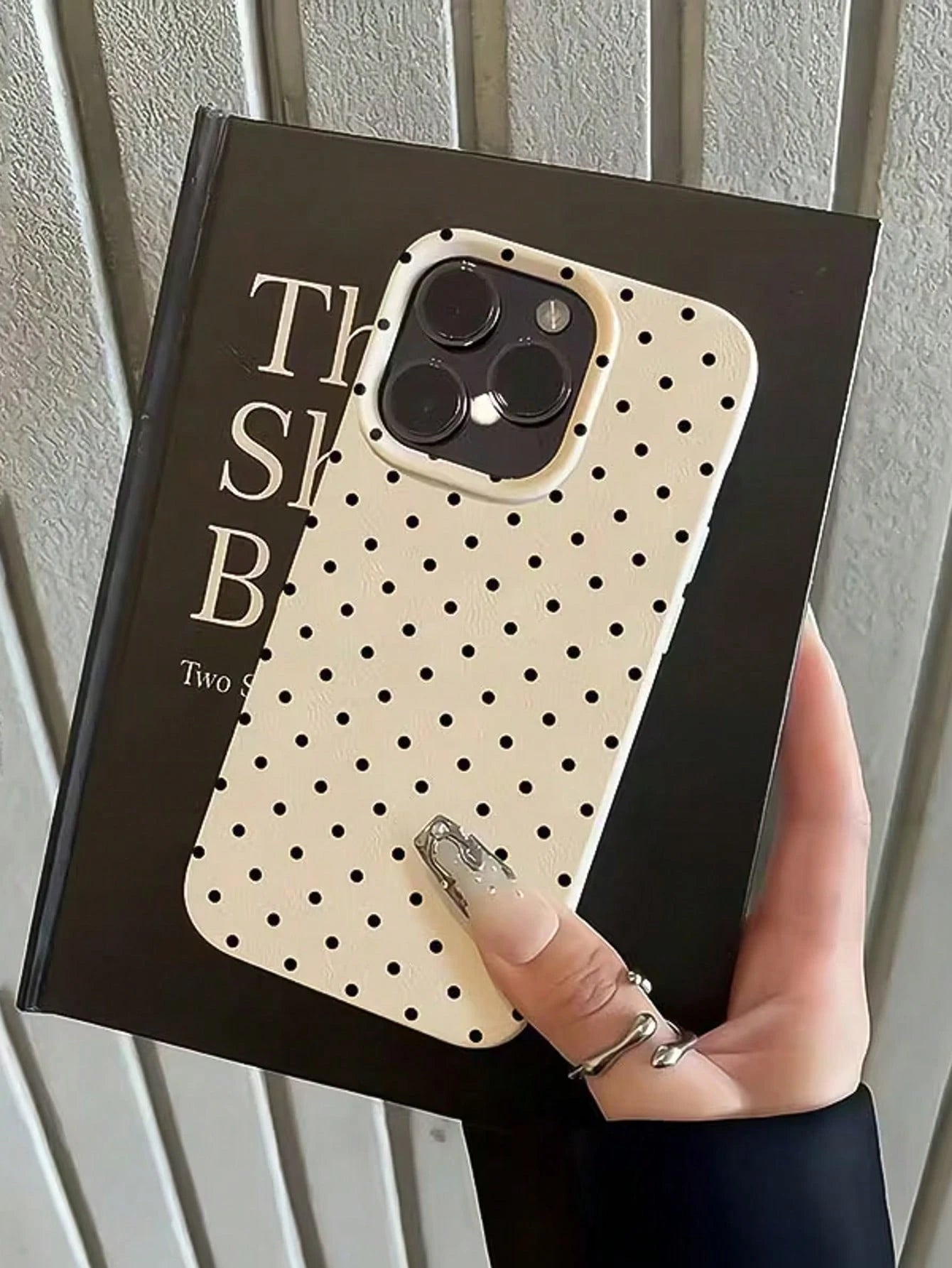 White Black Polka Dot Fashion TPU Shockproof 1pc White Polka Dot Pattern Full Coverage TPU Shockproof Phone Case, Compatible With 16, 15, 14, 13, 12, 11 Pro Max, And Series, International Version, Not