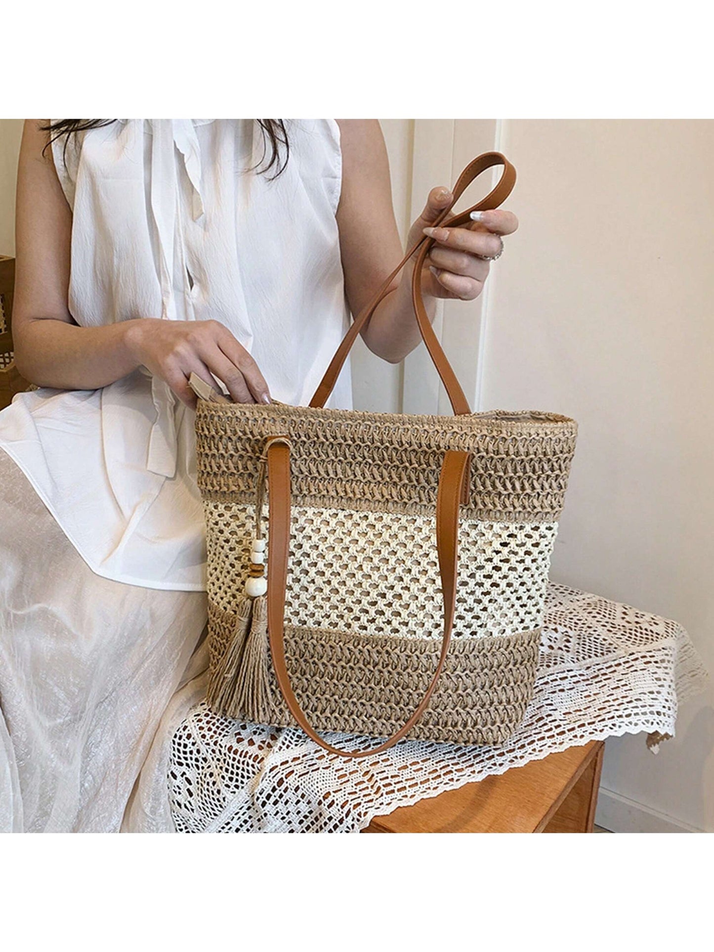 Women Large Capacity Tote Bag Fashion Tassel Beach Shoulder Bag Handbag For Travel Daily Shopping