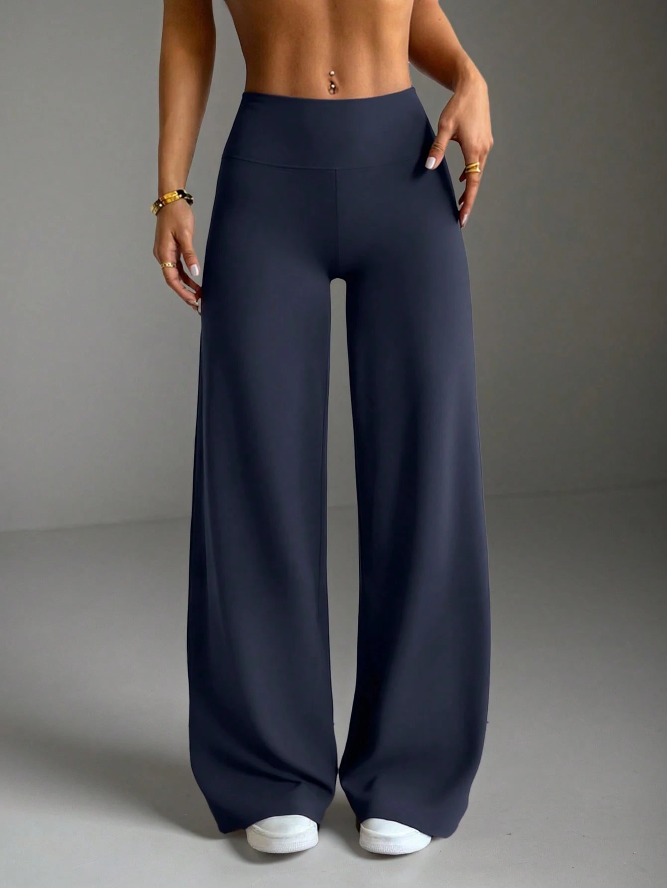 Women's Commuting Sports Elegant Modern Workplace Solid Color Slim Fit Flare Pants Spring