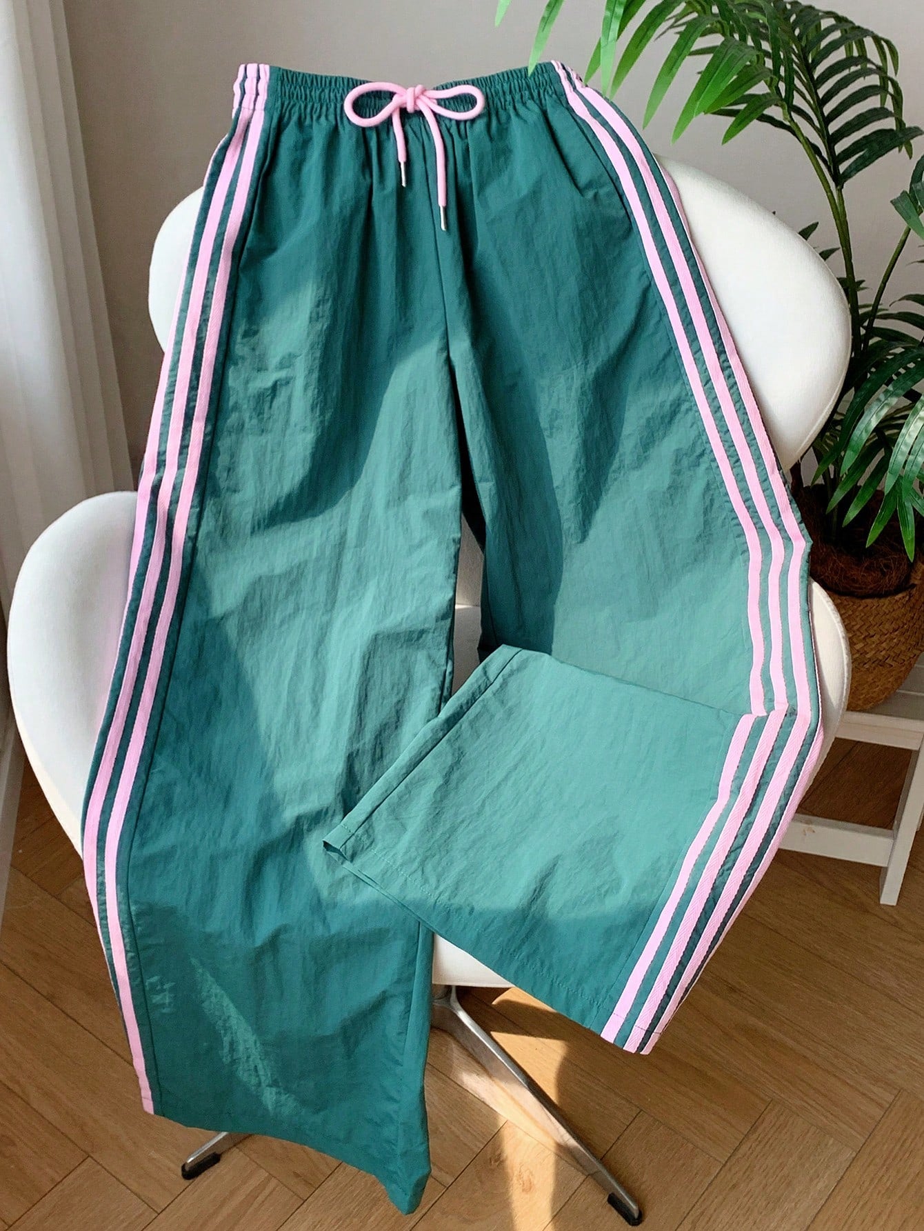 Women's Contrast Color Casual Drawstring Waist Side Striped Print Pants