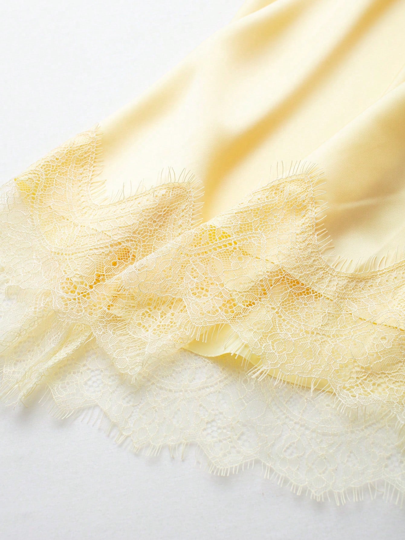 Women's Elegant Silk-Like Contrast Lace Skirt Summer Yellow
