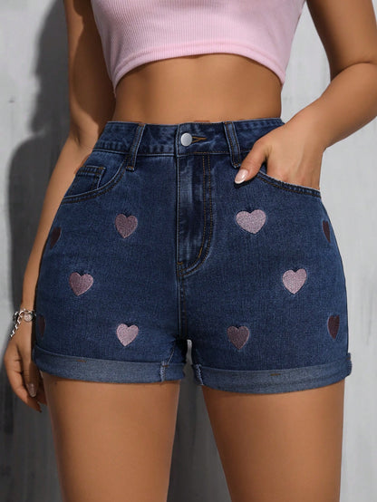 Women's Fashion Pink Heart Embroidered Cuffed Hem, Pink Leather Patch Decor, Dark Blue Elastic Denim Shorts Casual Summer