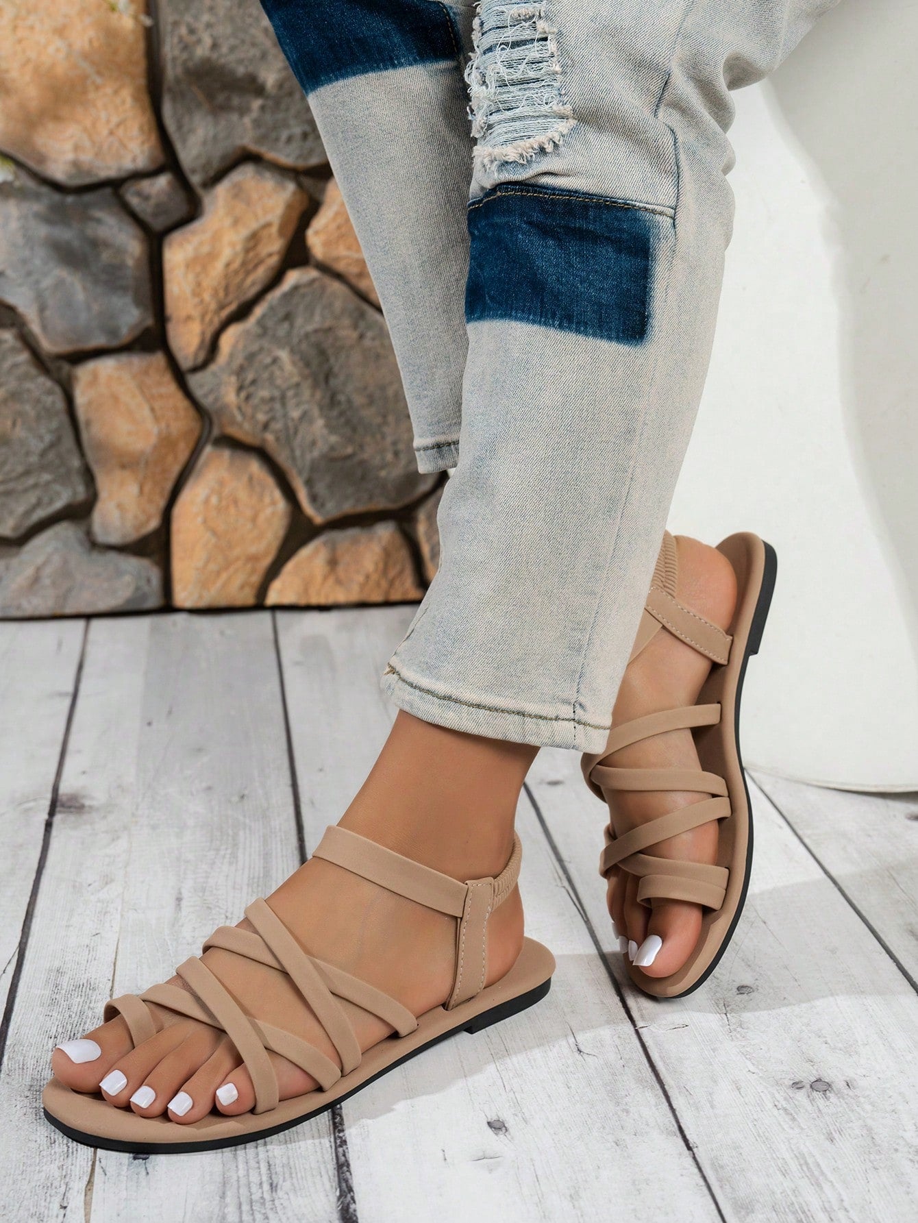 Women's Fashionable Flat Sandals, Elegant Solid Color Criss-Cross Strap Design, Charming For Various Occasions, Vacation And Beach