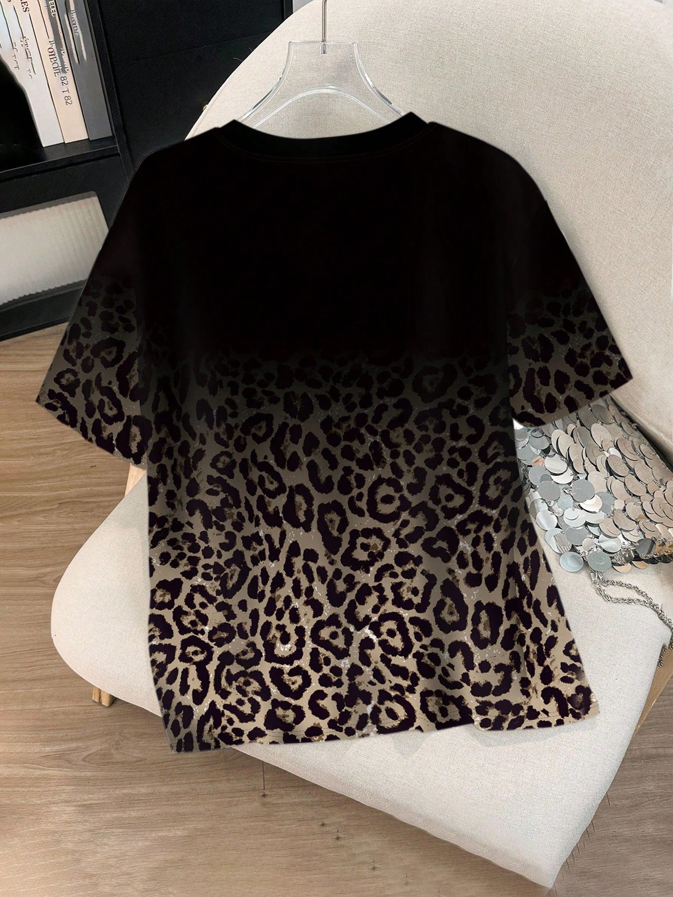 Women's Plus Size Casual Leopard Print T-Shirt, Polyester Blend Crew Neck Tee, Medium Stretch Knit Fabric, Fashionable Comfort Fit For All Seasons