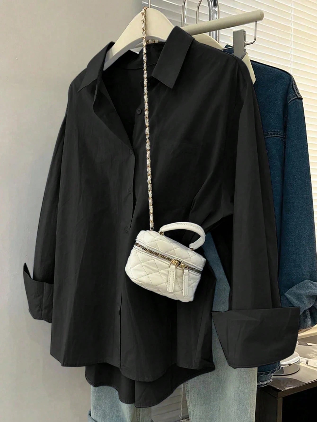 Women's Solid Color Drop Shoulder Long Sleeve Single-Breasted Casual Shirt Black Spring
