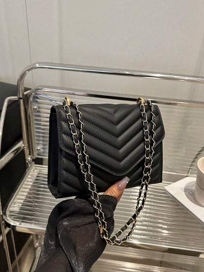Women's Solid Color Pearl Chain New Niche Design Influencer Fashion Chain Shoulder Crossbody Bag, Ins Versatile Small Square Bag, High Gloss Embossed Solid Color Mini Chain Shoulder Bag