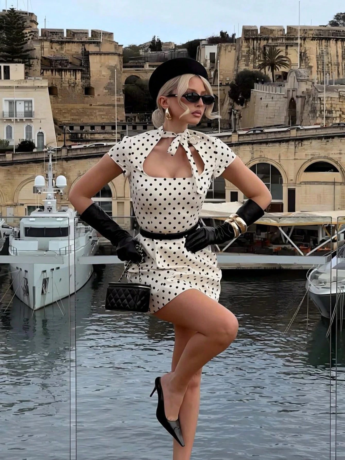 Women's Sweet Square Neck Short Sleeve Mini Dress With Bow, Spring/Summer Travel Outfit