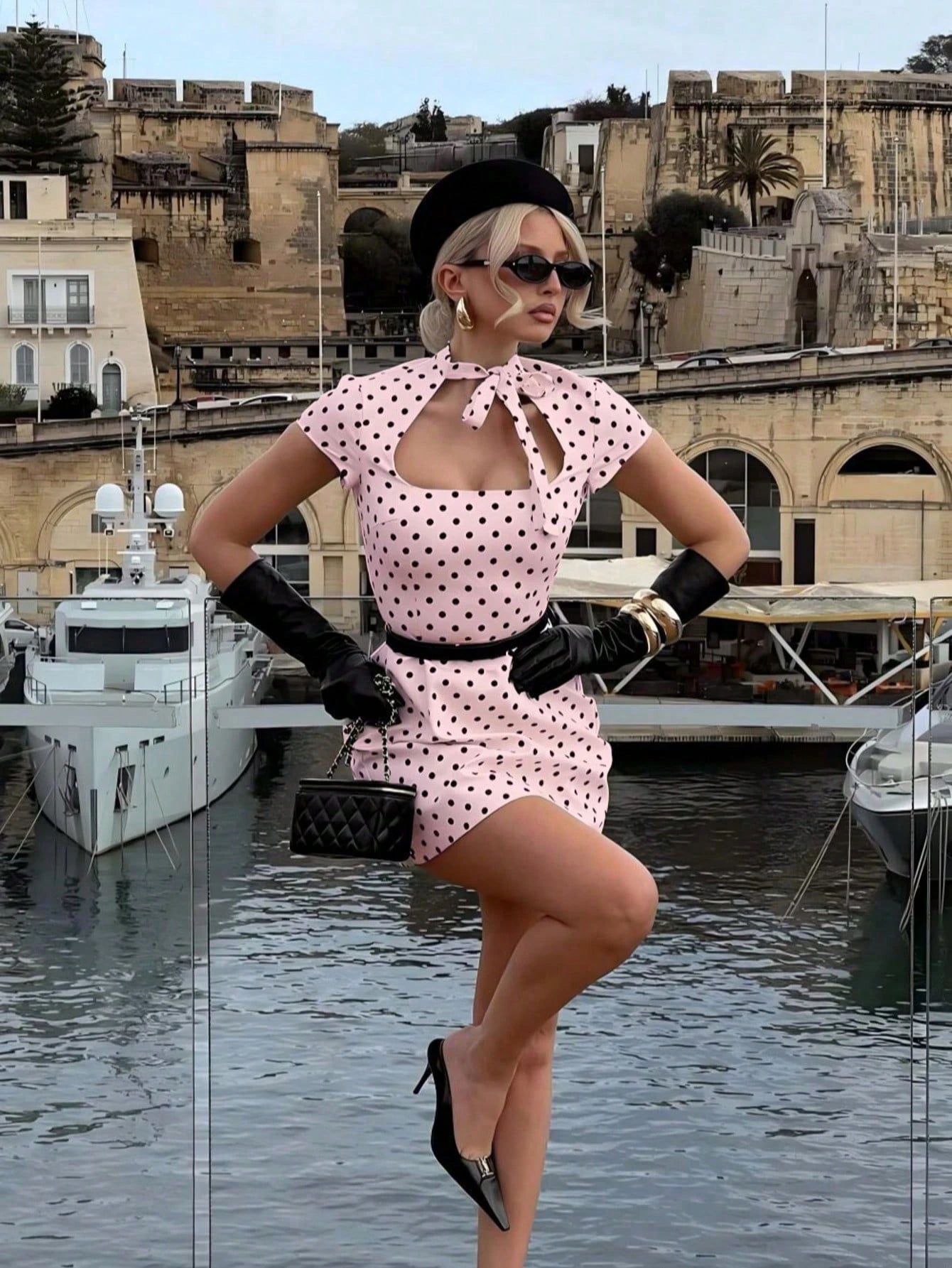 Women's Sweet Square Neck Short Sleeve Mini Dress With Bow, Spring/Summer Travel Outfit