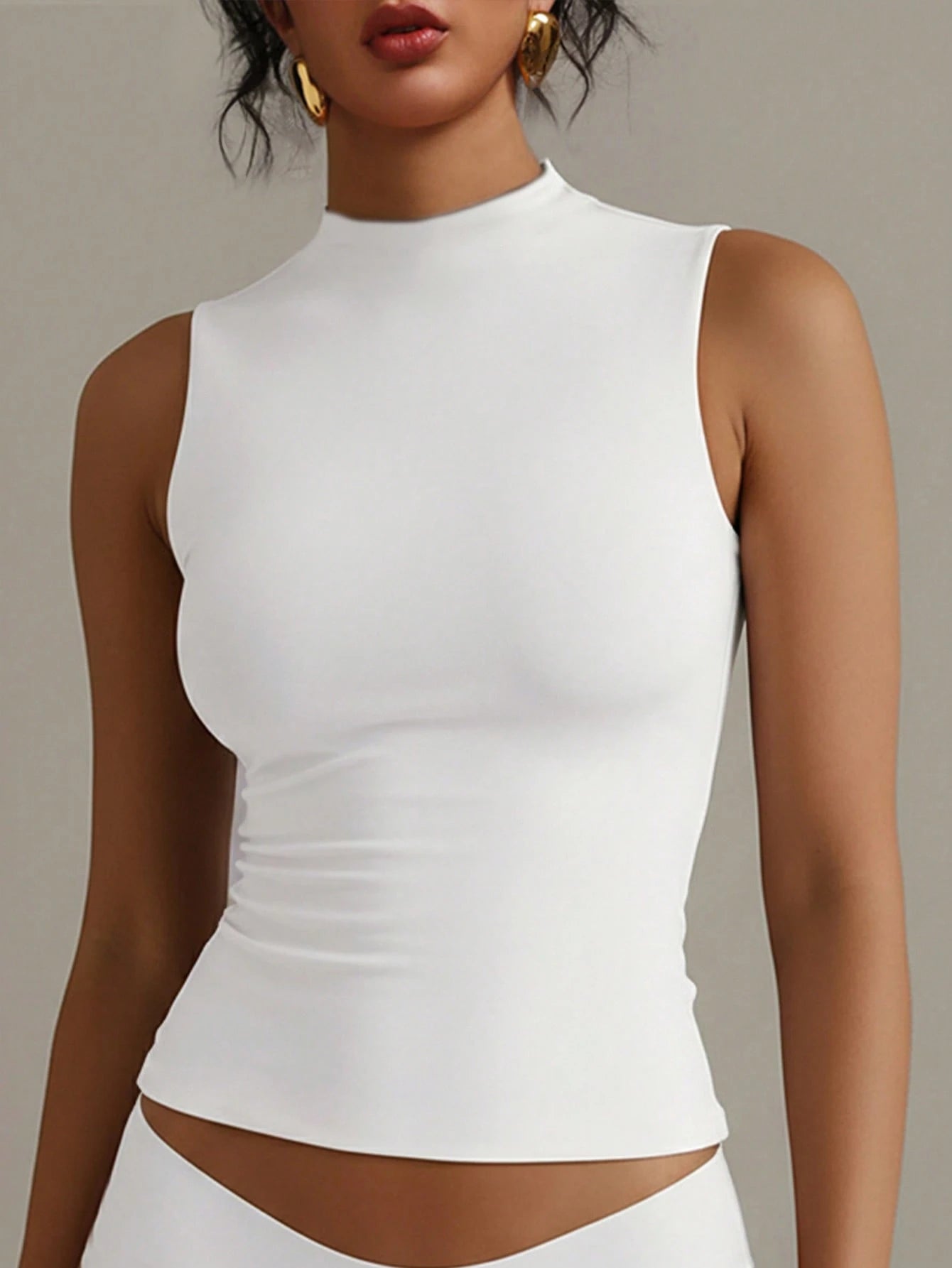 XLLAIS Crew Neck Sleeveless Solid Color White Base Double-Layer Elastic Fitted T-Shirt Casual Summer, Clean Girl Aesthetic