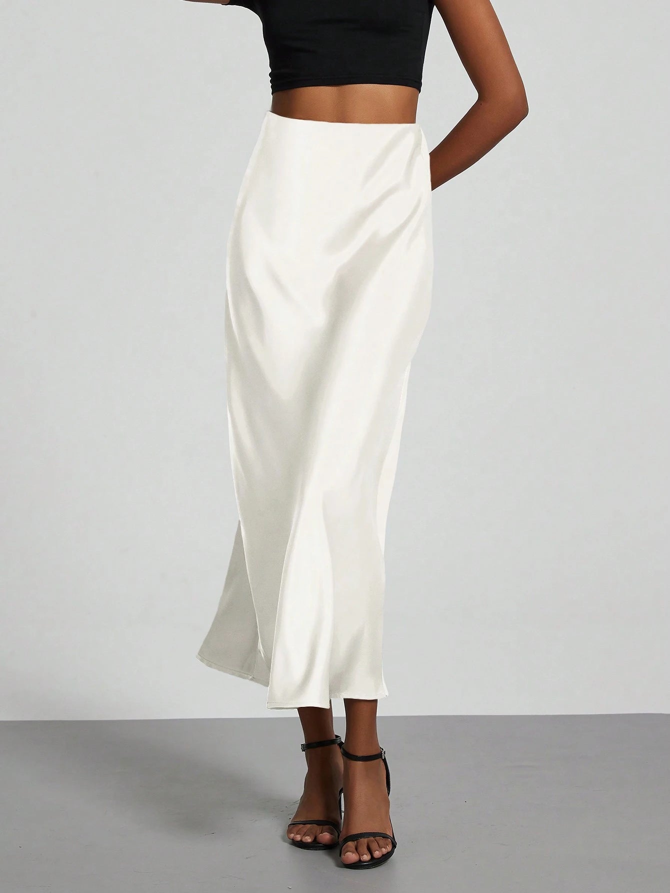 YROOE Fashionable Women Casual Minimalist Elegant Stretch Satin Finish A-Line Skirt White Spring, Quiet Luxury