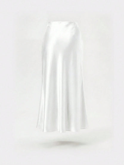YROOE Fashionable Women Casual Minimalist Elegant Stretch Satin Finish A-Line Skirt White Spring, Quiet Luxury