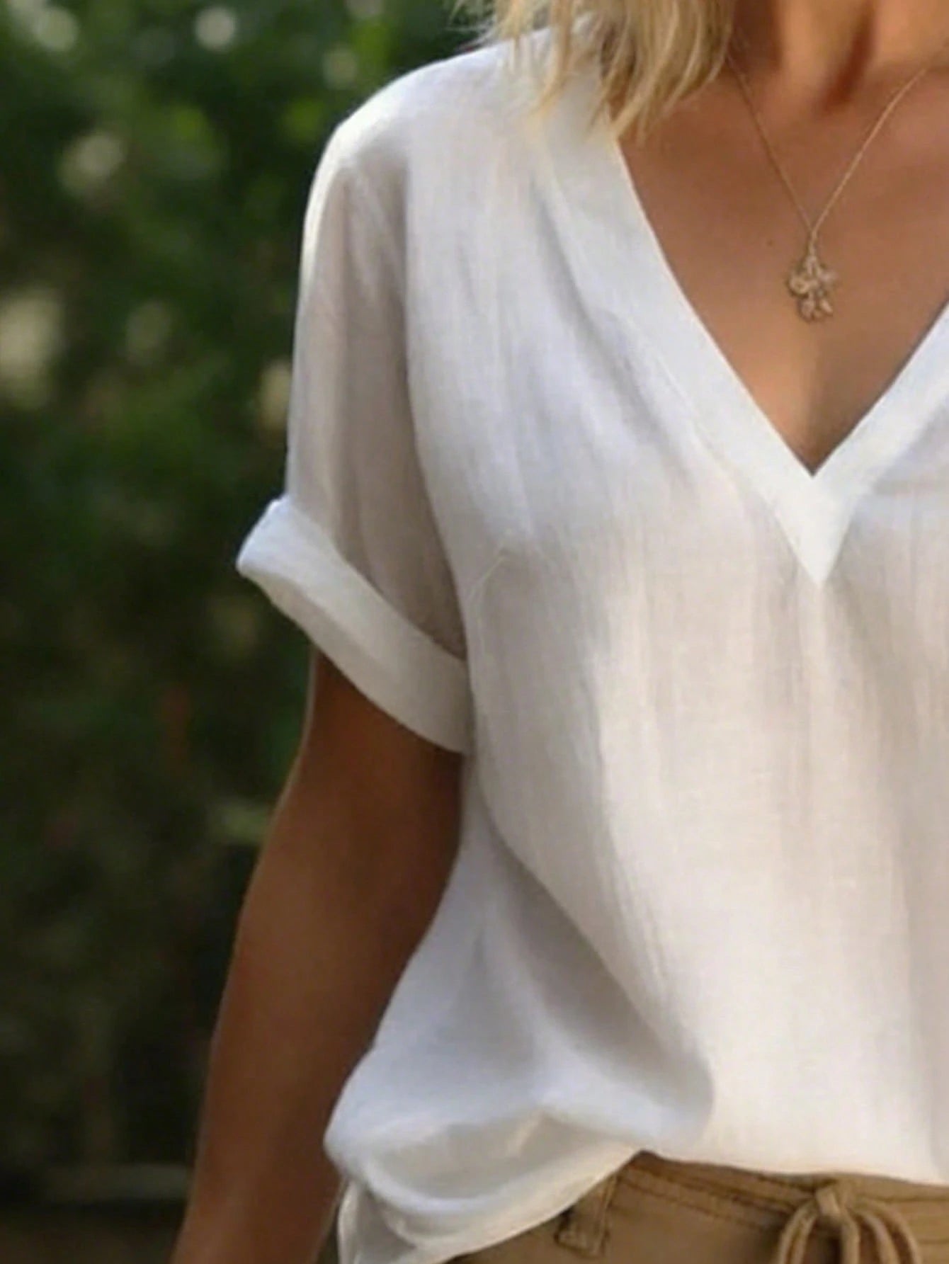 Zayélia Women's Solid Color V-Neck Minimalist Elegant Short Sleeve Blouse, Suitable For Daily Commute