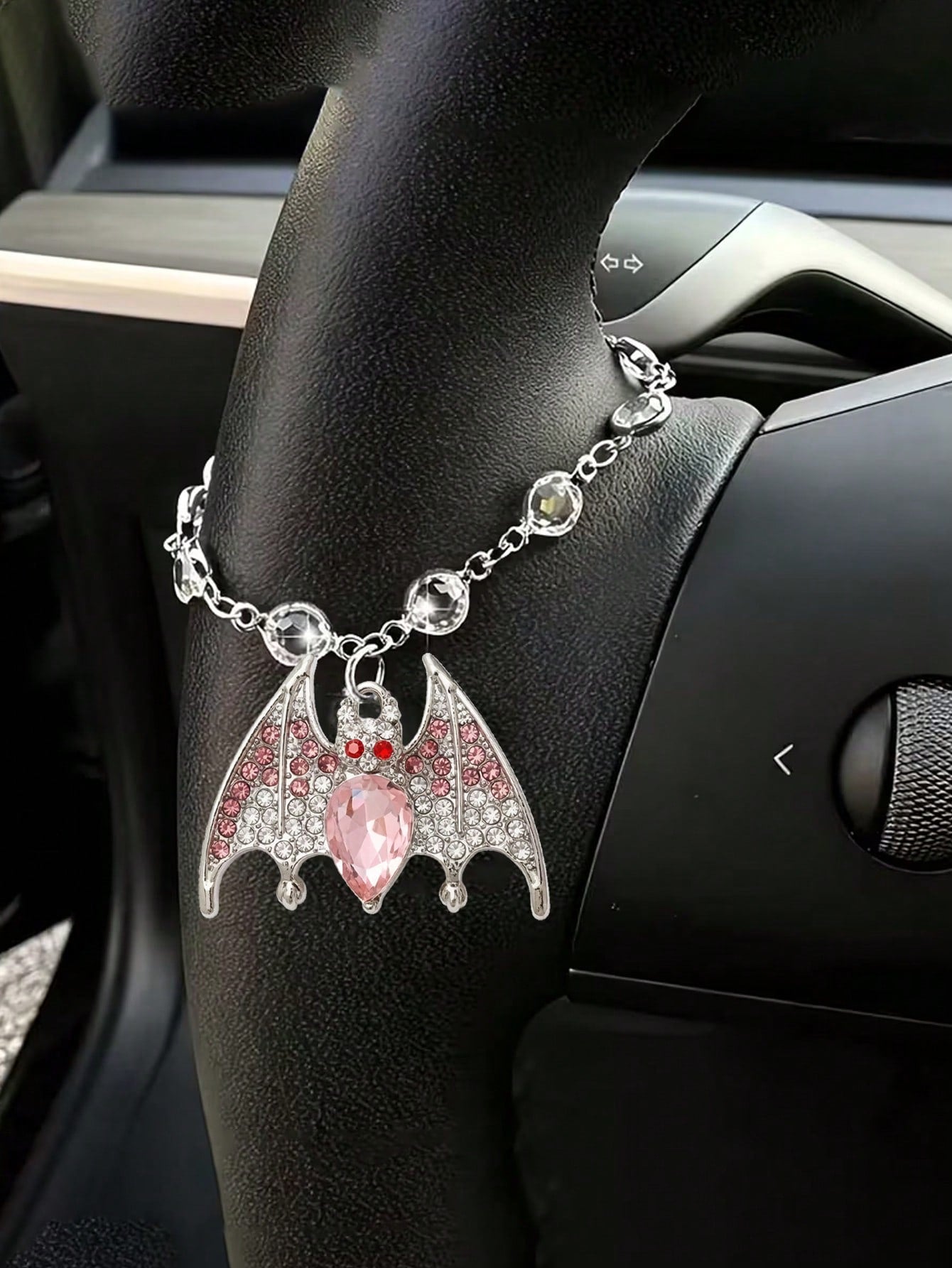 Zirconia Crown Skull, Pink Diamond Bat, Silver Ghost Pendant, Car Steering Wheel Chain, Rearview Mirror Hanging Decoration, Halloween Ornament, Car Decoration Pendant, Women's Bag Chain, Fashion Luxur